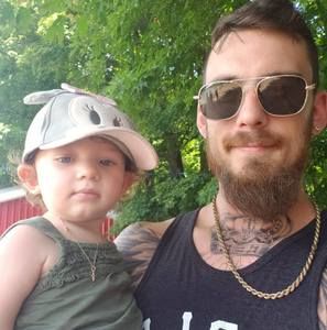 Meet your Posher, Maxime